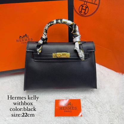 Hermes ᴋᴇʟʟʏ ʙᴀɢ  
gold hardware 
ᴡɪᴛʜ ʙᴏx 🎁
ʟᴇᴀᴛʜᴇʀ 
sɪᴢᴇ:22ᴄᴍ 
95 dhs✅

Zain56
♥️♥️♥️