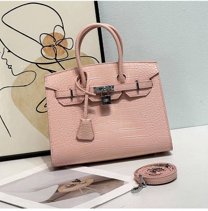 HERMES
 size25CM
best quality without box 

115 dhs🇦🇪🇦🇪🇦🇪
 
best quality without box
120 dhs🇦🇪🇦🇪🇦🇪

Zain290
♥️♥️♥️