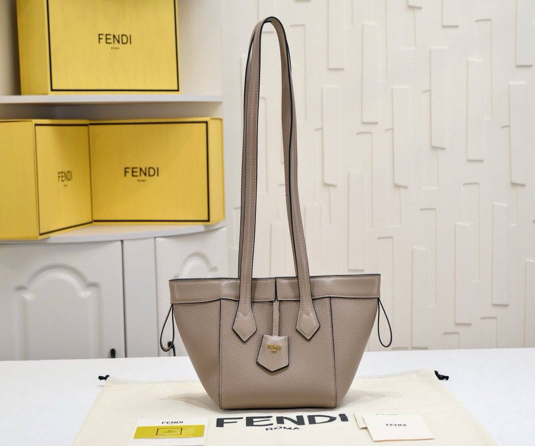 Fendi 
Master🖤
For Price 👇 WhatsApp✅
0568585901 
0507557372
0552275751 Owner Zain 👌

Zain111
♥️♥️♥️