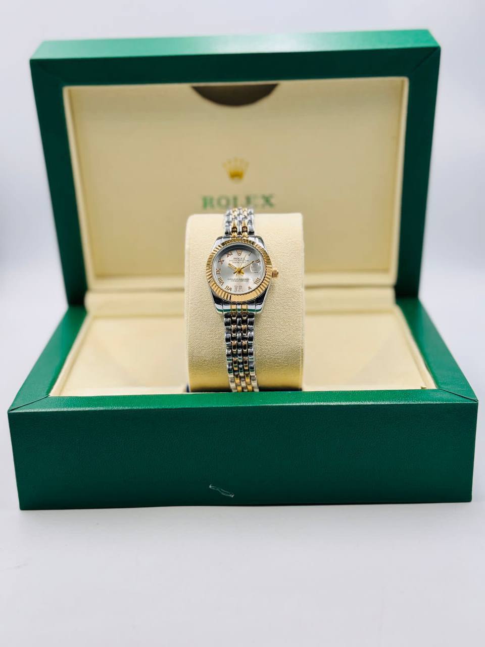 Rolex ladies 
55 dhs🪙🌨️

Zain08
♥️♥️♥️