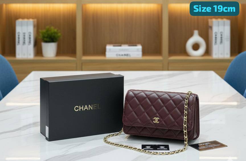 Chanel

Best quality

With box’s
🎁🎁🎁

90 dhs🌺
size 19cm

Zain158
♥️♥️♥️