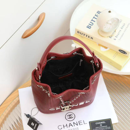 Chanel  
Good quality 
100 dhs✅

Zain232
♥️♥️♥️