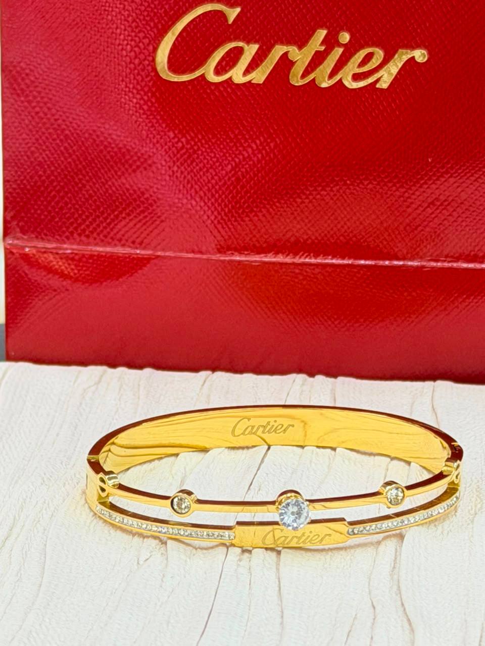 Stainless steel🍁 

Bangle ✨

 Non turnish💕

20 dhs🇦🇪🇦🇪

Zain263
♥️♥️♥️