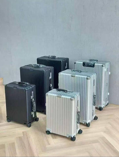Dior Rimowa
Master💓💓
10kg。800 dhs✅✅
20kg。950 dhs✅✅
30kg。1150 dhs✅✅

Zain341
♥️♥️♥️