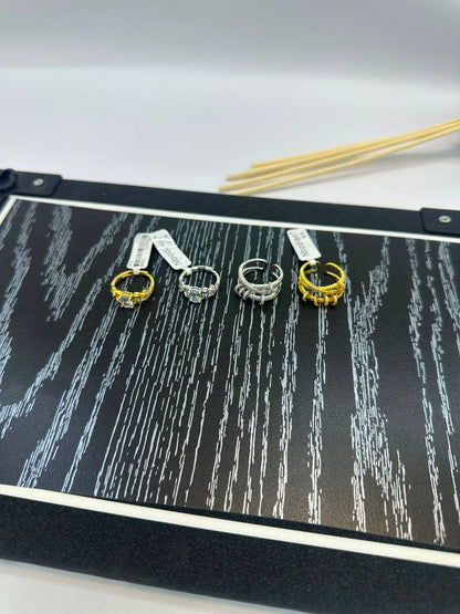 Ring 💍*
Free size 💥
good quality 💯
With black boxes 🗃️ 
30 dhs💓

Zain216
♥️♥️♥️