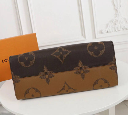 LV
ONTHEGO NEW CAME GOOD QUALITY 
110 dhs✅
Size:41cm

Zain295
♥️♥️♥️