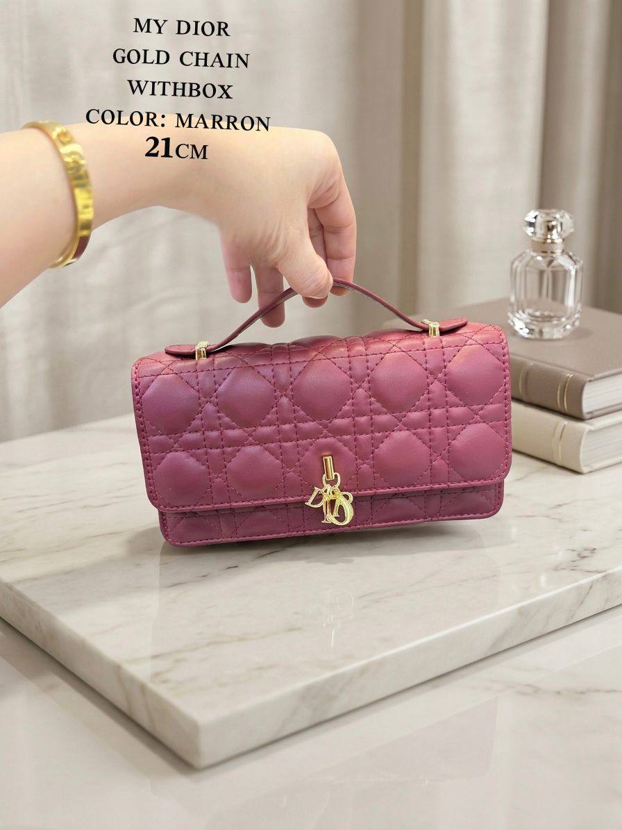 Dior
ᴍʏ ᴅɪᴏʀ ᴍɪɴɪ ʙᴀɢ
ᴛᴏᴘ ʜᴀɴᴅʟᴇ/ ɢᴏʟᴅᴇɴ ᴄʜᴀɪɴ
ᴡɪᴛʜʙᴏx
🎁🎁🎁
ʟᴀᴍʙsᴋɪɴ ᴍᴀᴛᴇʀɪᴀʟ
sɪᴢᴇ:𝟐𝟏ᴄᴍ
110 dhs✅

Zain56
♥️♥️♥️