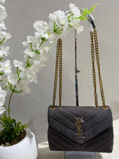 YSL 
Master
250 dhs✅
#24cm🥰🥰

Zain228
♥️♥️♥️