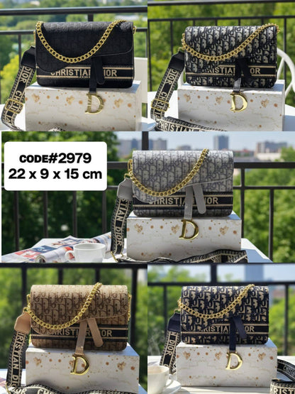 CHRISTIAN DIOR
sᴀᴅᴅʟᴇ ғʟᴀᴘ ʙᴀɢ
ᴏʙʟɪǫᴜᴇ ᴄᴀɴᴠᴀs & ʟᴇᴀᴛʜᴇʀ
ᴡɪᴛʜ ʙᴇʟᴛ sᴛʀᴀᴘ ᴀɴᴅ ɢᴏʟᴅ ᴄʜᴀɪɴ
ɢᴏʟᴅ ʜᴀʀᴅᴡᴀʀᴇ
sɪᴢᴇ : 23 cm
ᴡɪᴛʜ BOX
🎁🎁🎁

75 dhs🌺

Zain31
♥️♥️♥️