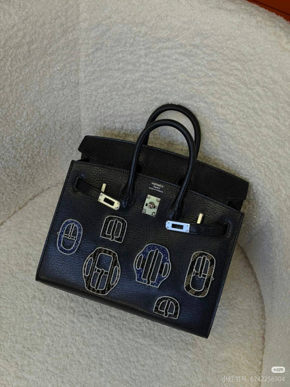 Hermes

30cm
410 dhs🇦🇪🇦🇪

Zain10
♥️♥️♥️