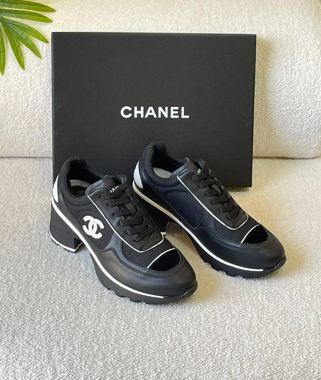CHANEL 
SuperMaster Quality 💯
450 dhs🪙🌨️
Size: 36 -41 💥

Zain171
♥️♥️♥️