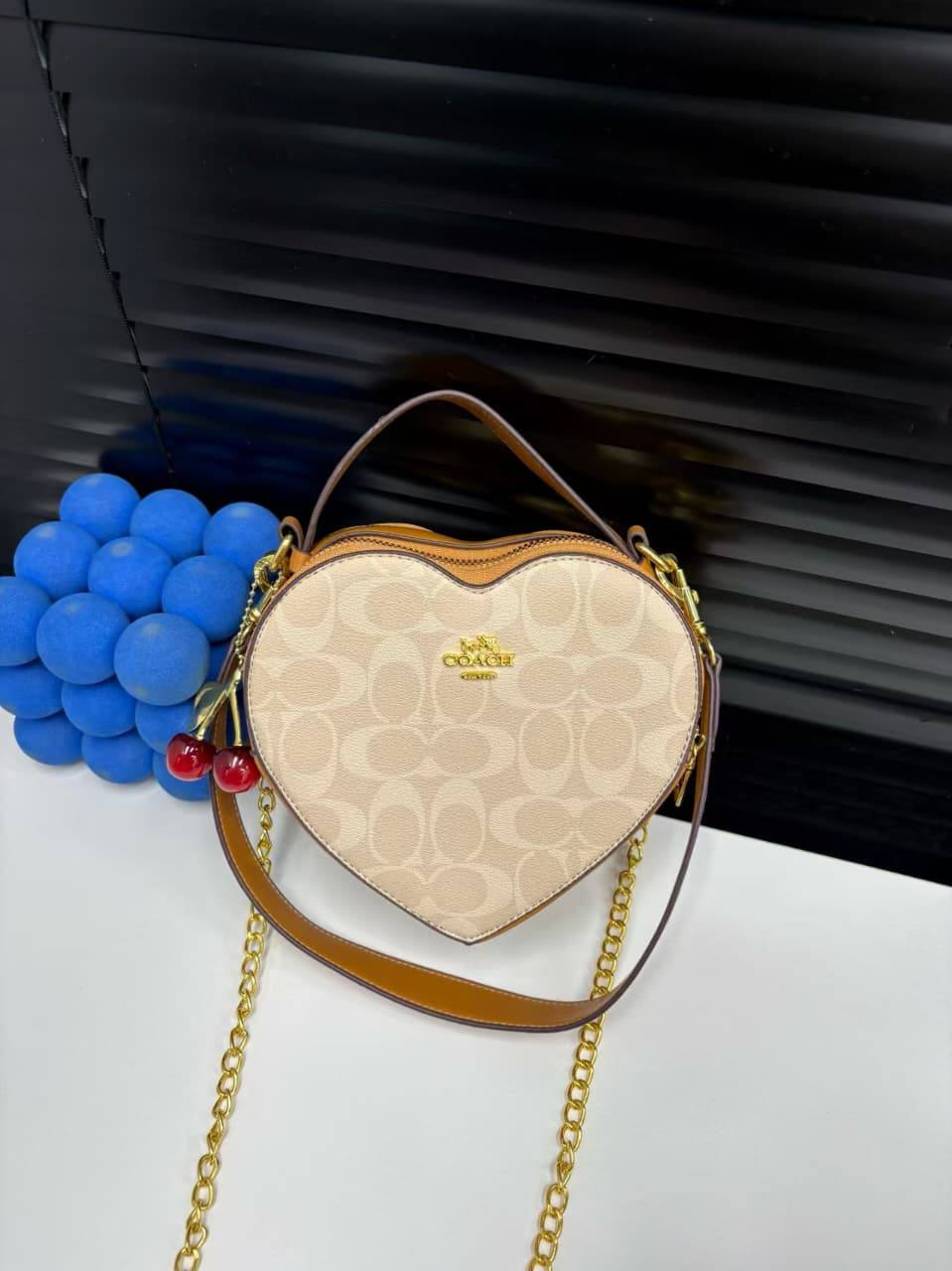 Coach Bags
Offer
75 dhs🇦🇪🇦🇪

Zain232
♥️♥️♥️