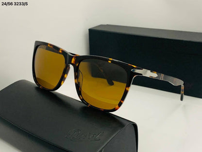 SUNGLASSES 

MASTER ✨💫
65 dhs🇦🇪🇦🇪🇦🇪

WITH BOX
🎁

Zain89
♥️♥️♥️