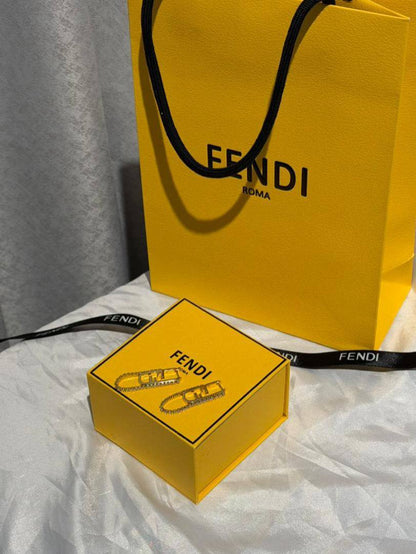 FENDI 💛
* *New Collection* 💛✨💎💎
    *  Fendi O'Lock  Earings 
↗️ *Super Master Quality ®️*
*90 dhs✅* with *Normal* Box & Bag
*120 dhs✅* with *Orignal* Packaging 🎁

Zain209
♥️♥️♥️
