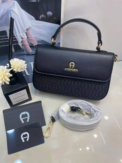Aigner
110 dhs✅
withbox

Zain143
♥️♥️♥️