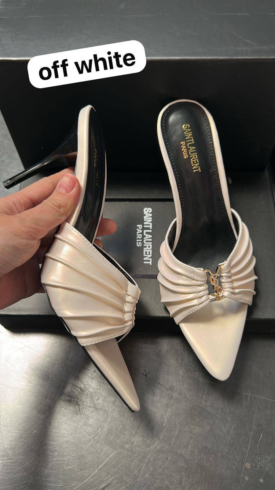 YSL
Size 36-41
110 dhs❣️

Zain103
♥️♥️♥️