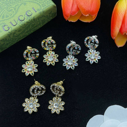 Gucci 🔥*
Earring 🦋
Master quality 💯
With normal boxes 🗃️ 
45 dhs✅
With master box 📦 
60 dhs✅

Zain216
♥️♥️♥️