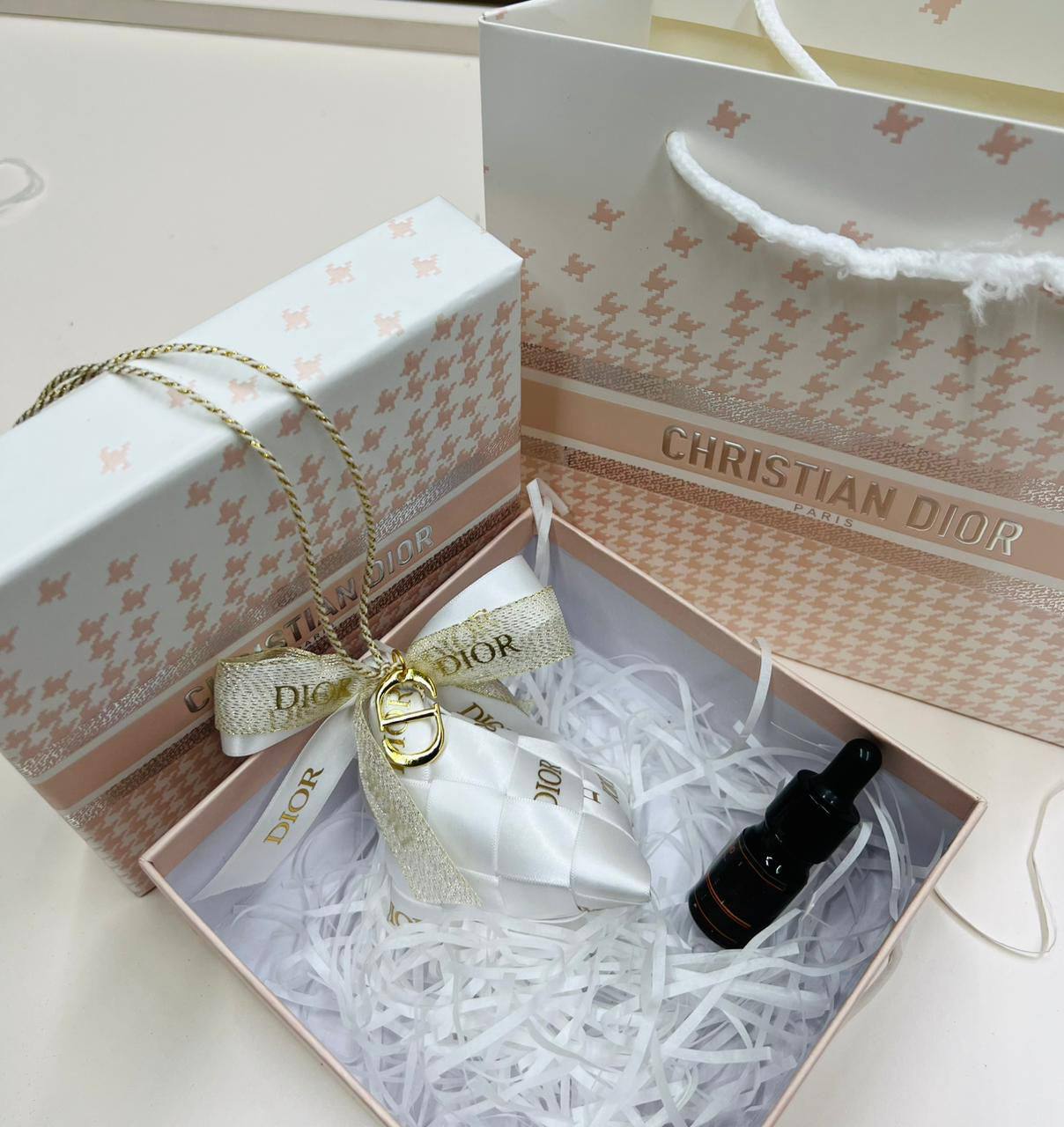 Full set 
45 dhs❣️

Zain45
♥️♥️♥️