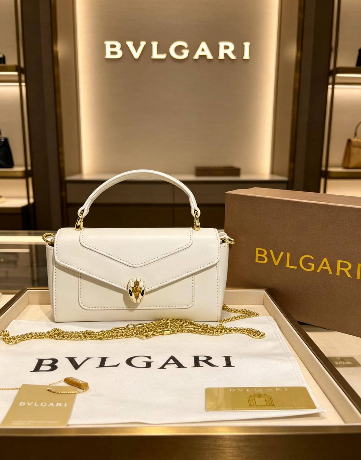 Bvlgari

 have box

115 dhs🇦🇪🇦🇪

Zain07
♥️♥️♥️