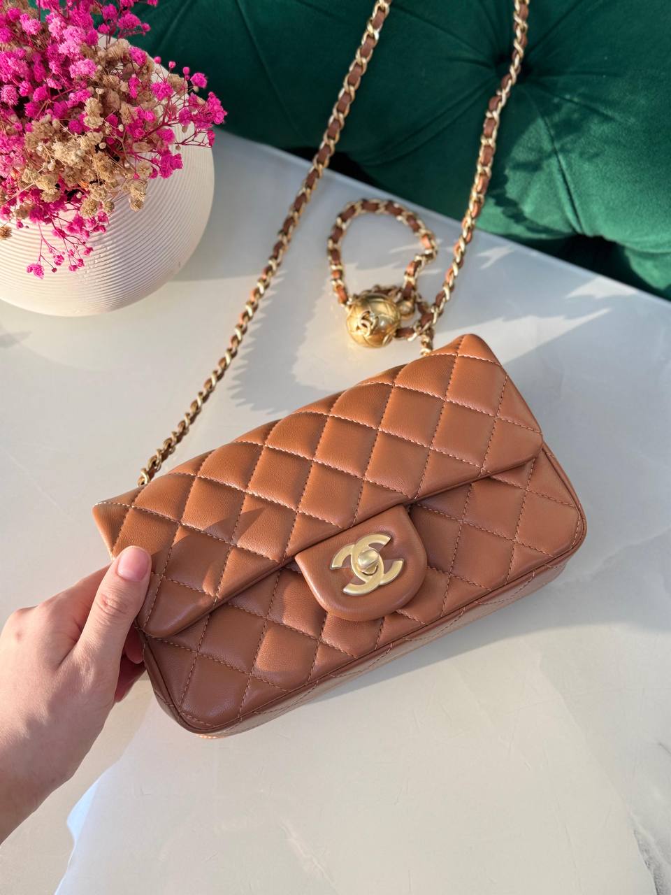 Chanel  ✨💥
Available original box 📦 
With full packing 🎀🎀
Super high quality 💥💥
For Price 👇 WhatsApp✅
0568585901 
0507557372
0552275751 Owner Zain 👌

Zain283
♥️♥️♥️