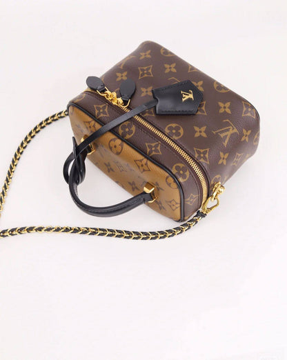 LV

90 dhs🗽

with box
🎁🎁🎁

Zain07