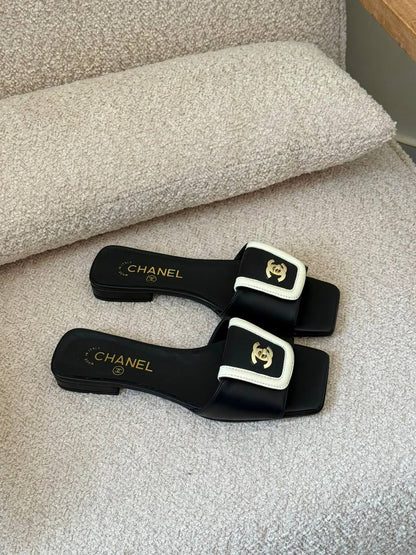 Chanel 🖤
✨ 𝐍𝐞𝐰 𝐂𝐨𝐥𝐥𝐞𝐜𝐭𝐢𝐨𝐧
✨ 𝐒𝐮𝐩𝐞𝐫 𝐌𝐚𝐬𝐭𝐞𝐫 𝐐𝐮𝐚𝐥𝐢𝐭𝐲
✨ 𝐀𝐯𝐚𝐢𝐥𝐚𝐛𝐥𝐞 𝐍𝐨𝐰
✨ 𝐒𝐢𝐳𝐞𝐬: 𝟑𝟔 — 𝟒𝟏
450 dhs✅

Zain298
♥️♥️♥️