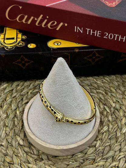 BANGLE’S
New Arrival 🍃
20 dhs🪙🌨️

Zain263
♥️♥️♥️