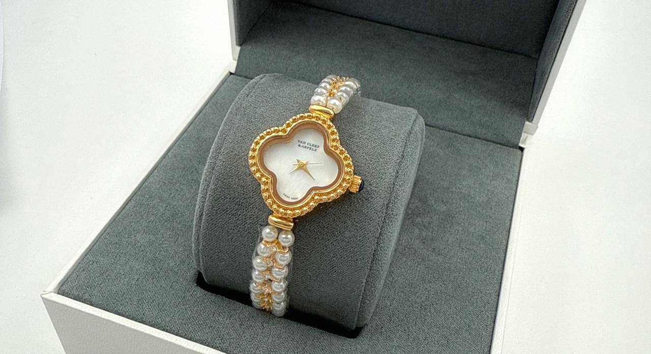 New Stock watches
60 dhs🪙

Zain45
♥️♥️♥️