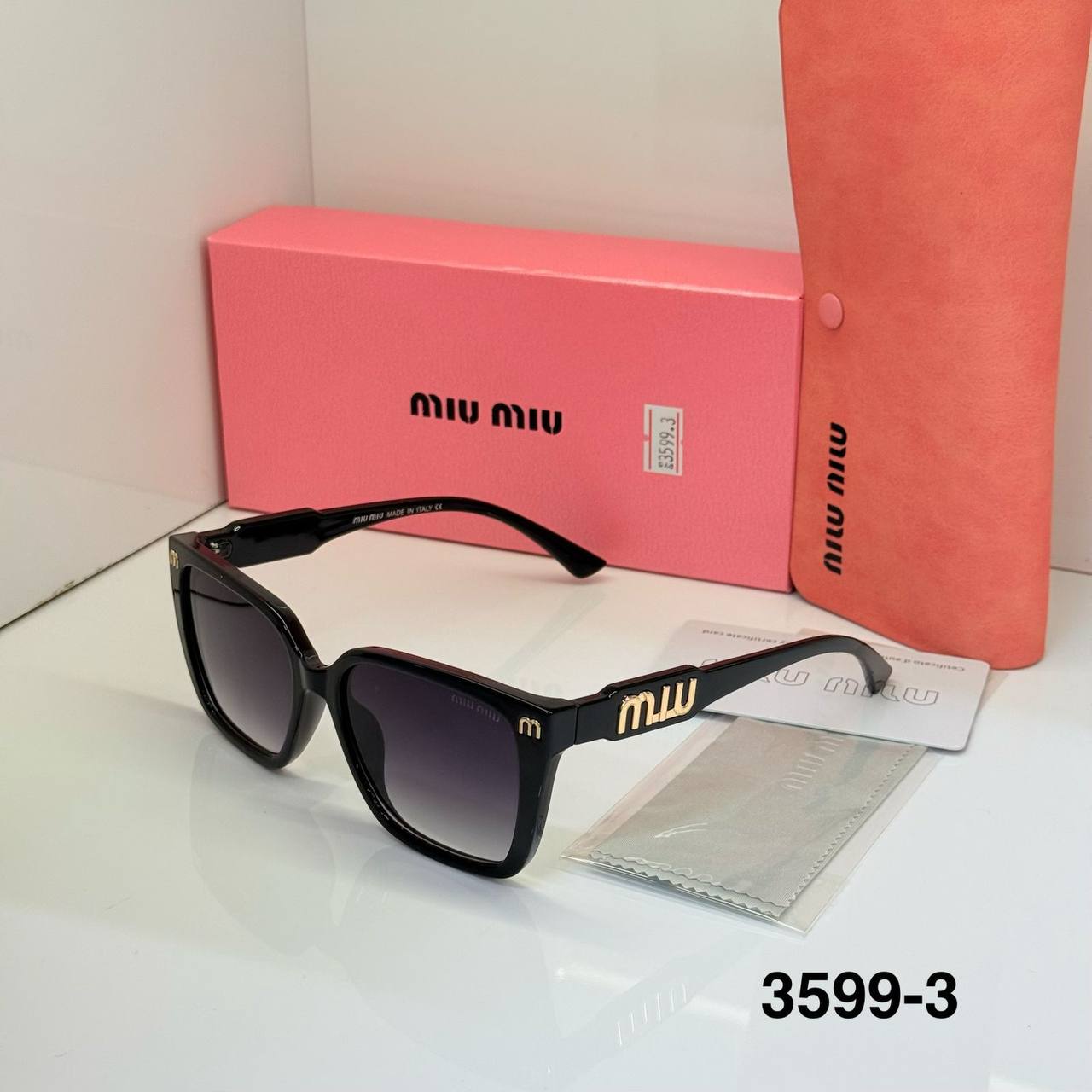 SUNGLASSES 🕶️
GOOD QUALITY 
50 dhs🌺

Zain40
♥️♥️♥️