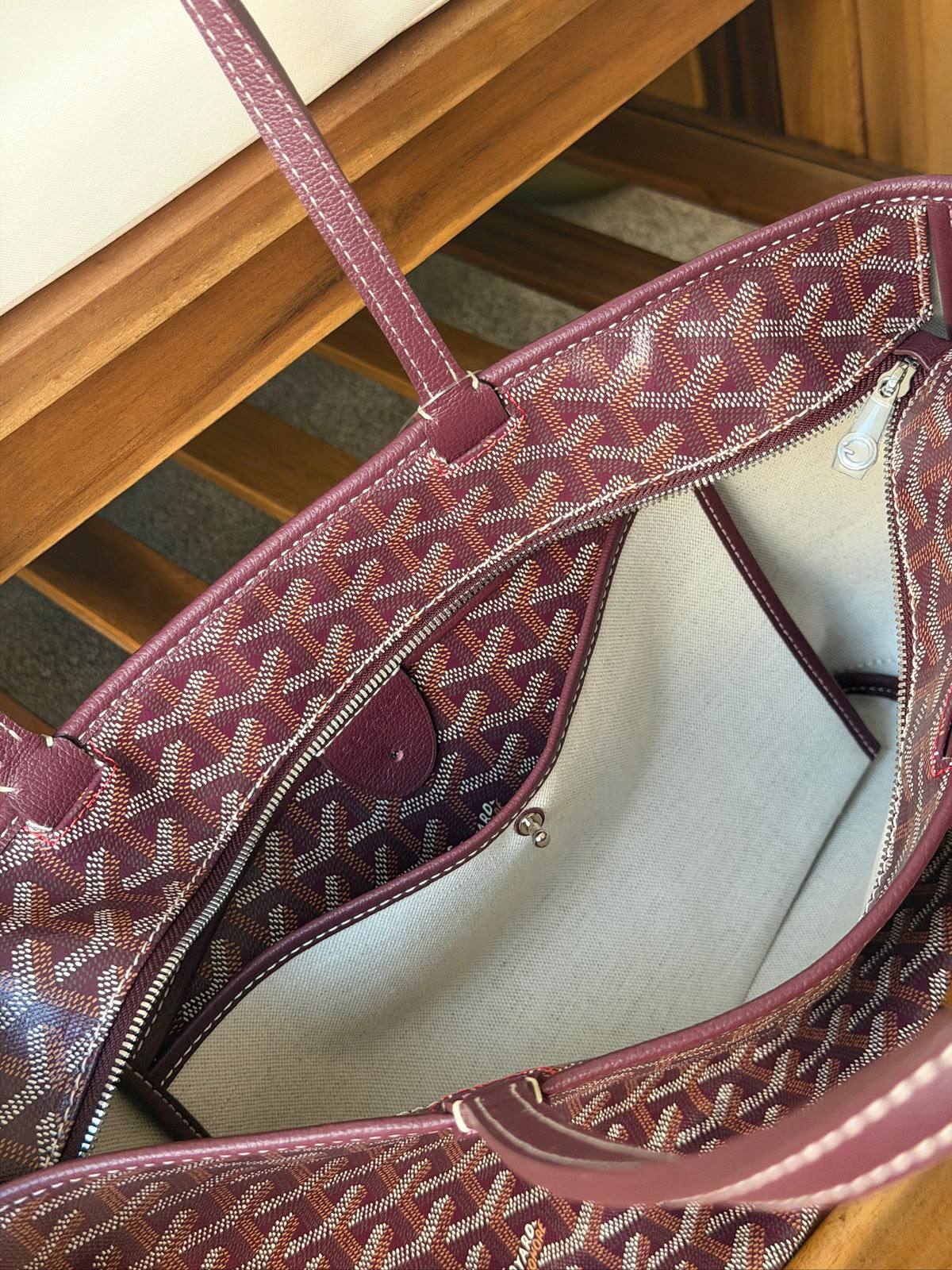 GOYARD 

Super Master Quality 
With zipper 
Size PM 

For Price 👇 WhatsApp✅
0568585901 
0507557372
0552275751 Owner Zain 👌

Zain321
♥️♥️♥️
