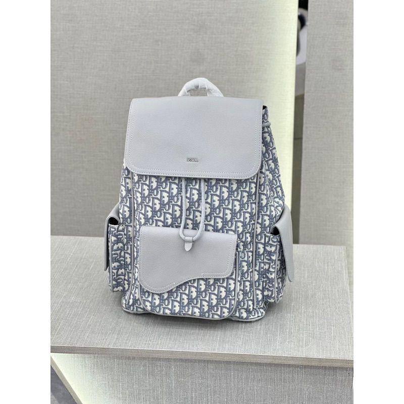 DIOR SADDLE BACKPACK 
PREMIUM QUALITY 
130 dhs✅

Zain28
♥️♥️♥️