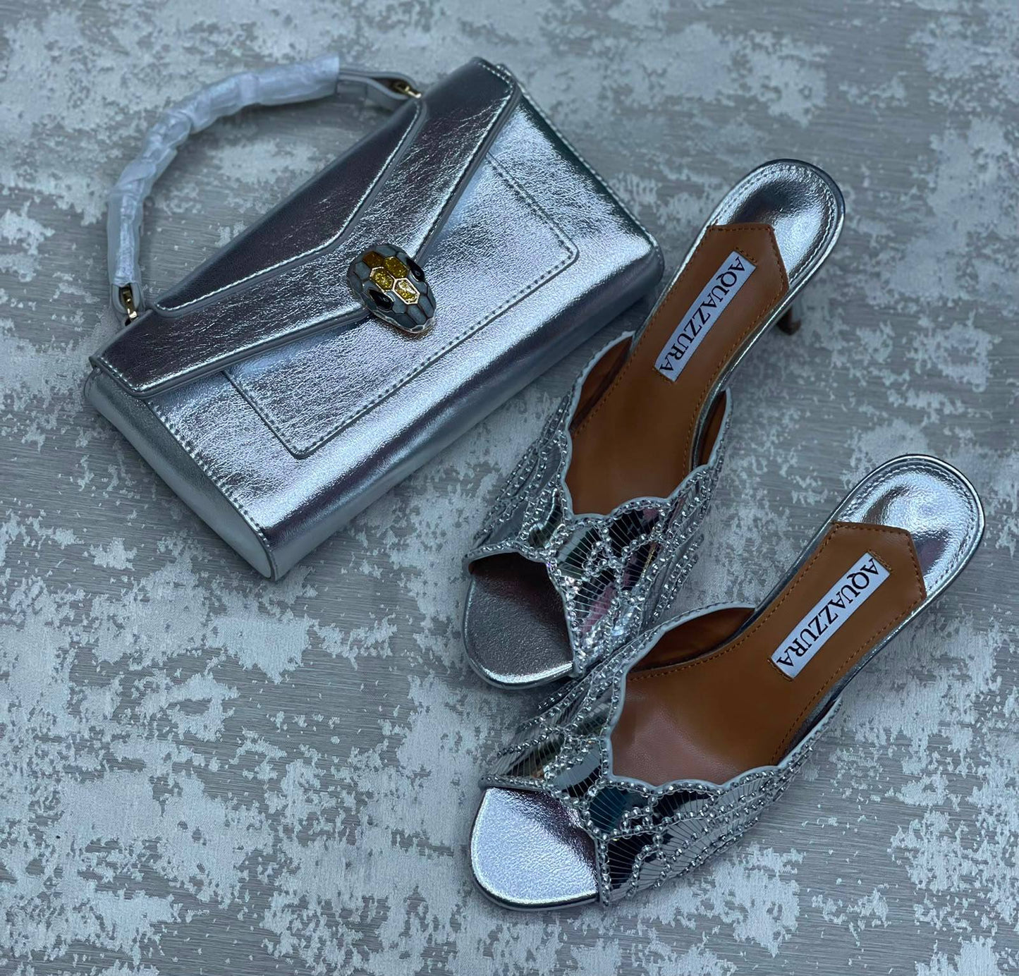 Bvlagri Bag
Aquazzura Heel
Size 36-41
260 dhs✅

Zain175
♥️♥️♥️