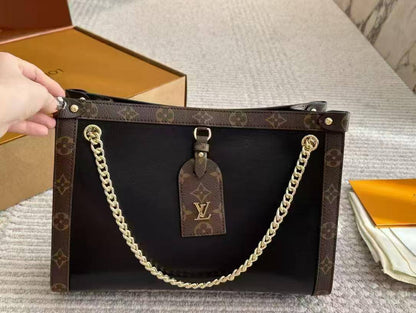 D&G - Gucci - Chanel - LV
Master ++++
For Price 👇 WTSP Text Zain 0568585901

Zain111
♥️♥️♥️