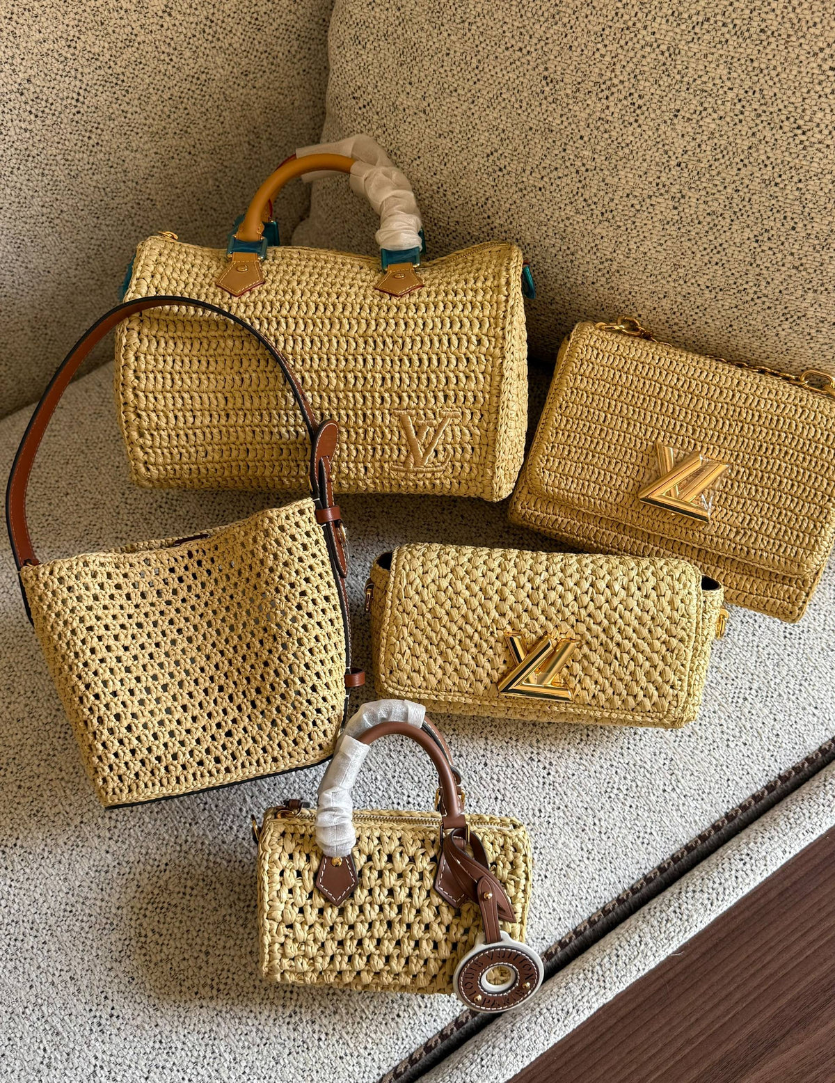 Lv

For Price 👇 WhatsApp✅
0568585901 
0507557372
0552275751 Owner Zain 👌

Zain246
♥️♥️♥️