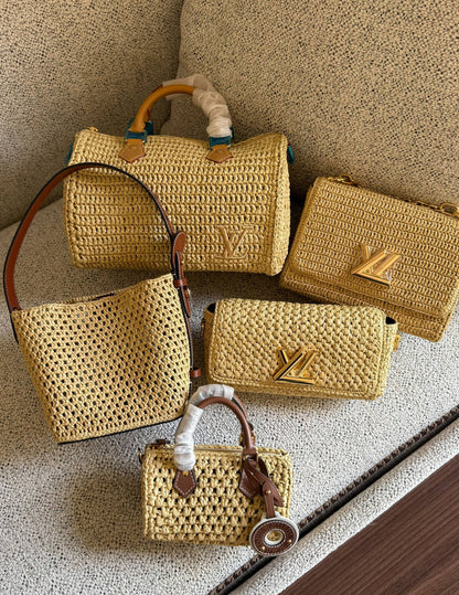 Lv

For Price 👇 WhatsApp✅
0568585901 
0507557372
0552275751 Owner Zain 👌

Zain246
♥️♥️♥️