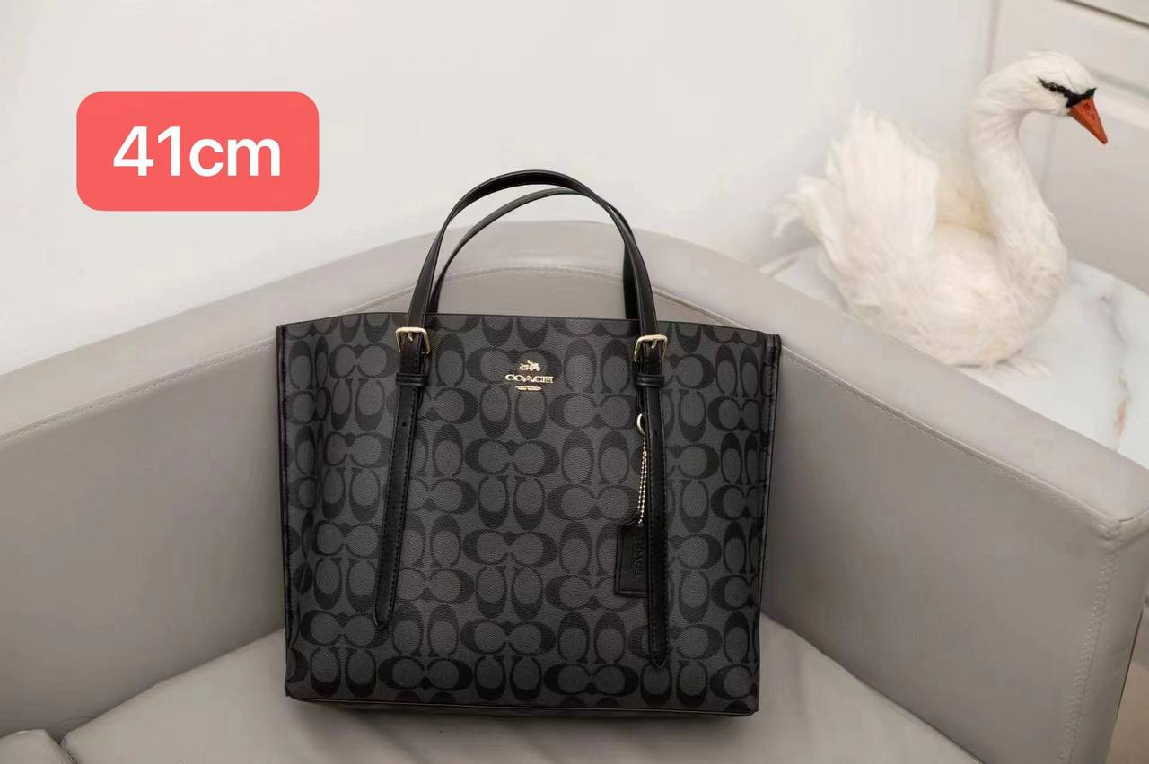 Coach
 41cm 
120 dhs💓

Zain168
♥️♥️♥️