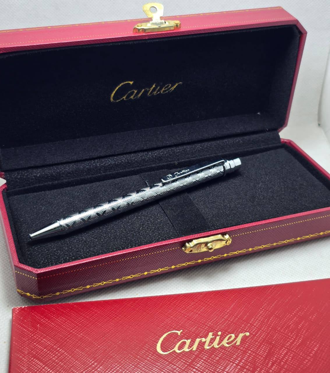 CARTIER PEN 🖊*
70 dhs❣️ WITH MASTER BOX*
40 dhs❣️ WITH NORMAL BOX*

Zain29
♥️♥️♥️