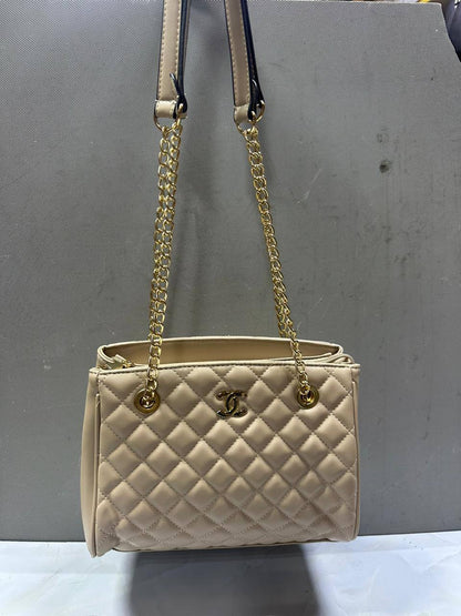 Chanel 
70 dhs🪙🌨️

Zain50
♥️♥️♥️