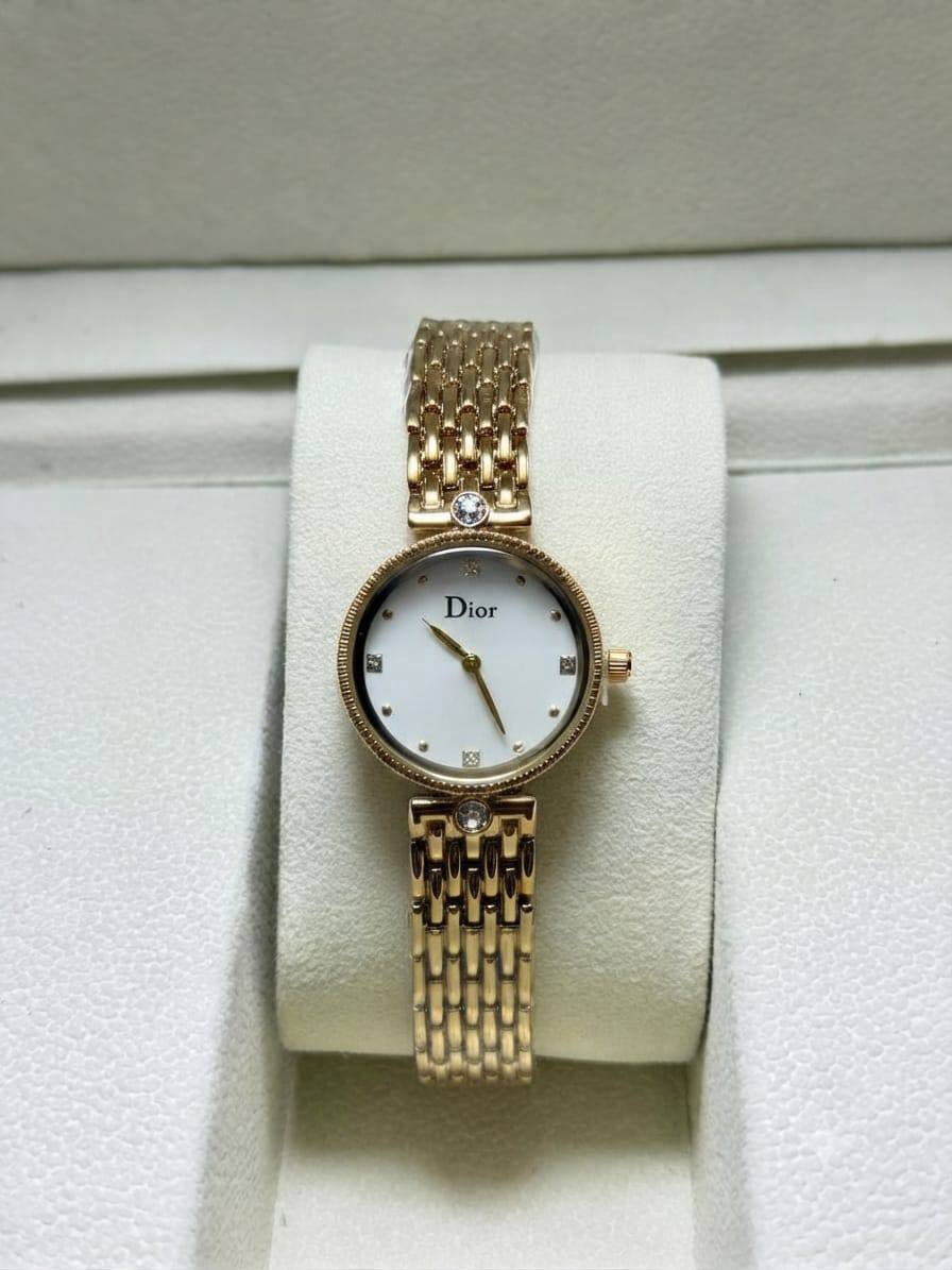 Dior   
55 dhs🇦🇪🇦🇪

Zain29
♥️♥️♥️