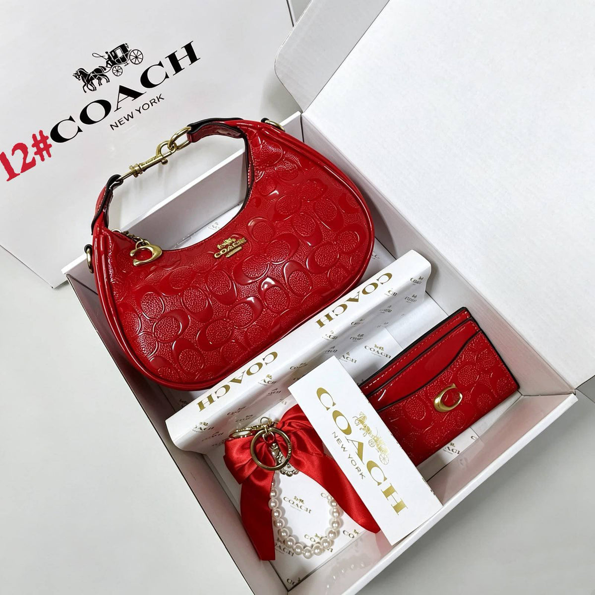 Coach set 3 in1
With box

120 dhs

Zain250
♥️♥️♥️