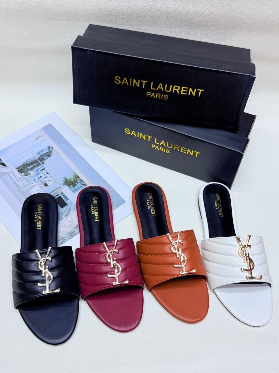 *🔥new arrival🔥*
YSL ladies 
Size 36to41
65 dhs🪙💕

Zain236
♥️♥️♥️