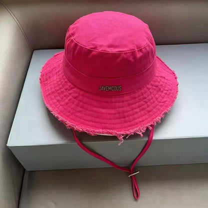 JACQUEMUS
 HATS 
230 dhs🇦🇪🇦🇪

Zain328
♥️♥️♥️