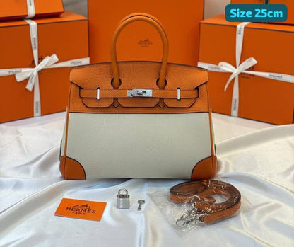 Hermes
Good quality 

with box
🎁🎁🎁

120 dhs🪙🌨️

Zain186
♥️♥️♥️