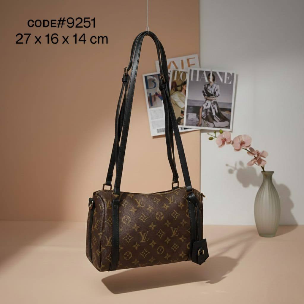 LV ᴇxᴘʀᴇss
ᴘᴍ ʜᴀɴᴅʙᴀɢ / sʜᴏᴜʟᴅᴇʀ ʙᴀɢ
ᴍᴏɴᴏɢʀᴀᴍ ᴄᴀɴᴠᴀs ᴍᴀᴛᴇʀɪᴀʟ
sɪᴢᴇ : 27 cm

70 dhs✅

Zain31
♥️♥️♥️