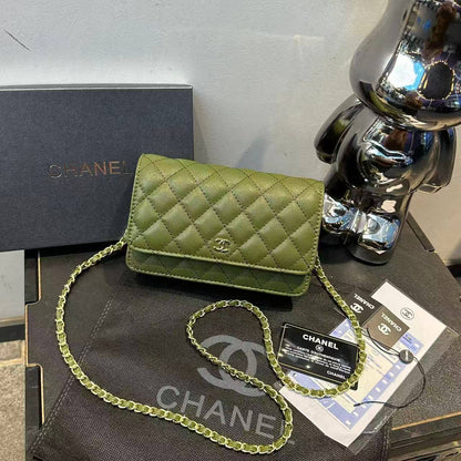 Chanel
with box
good quality
110 dhs💓

Zain143
♥️♥️♥️