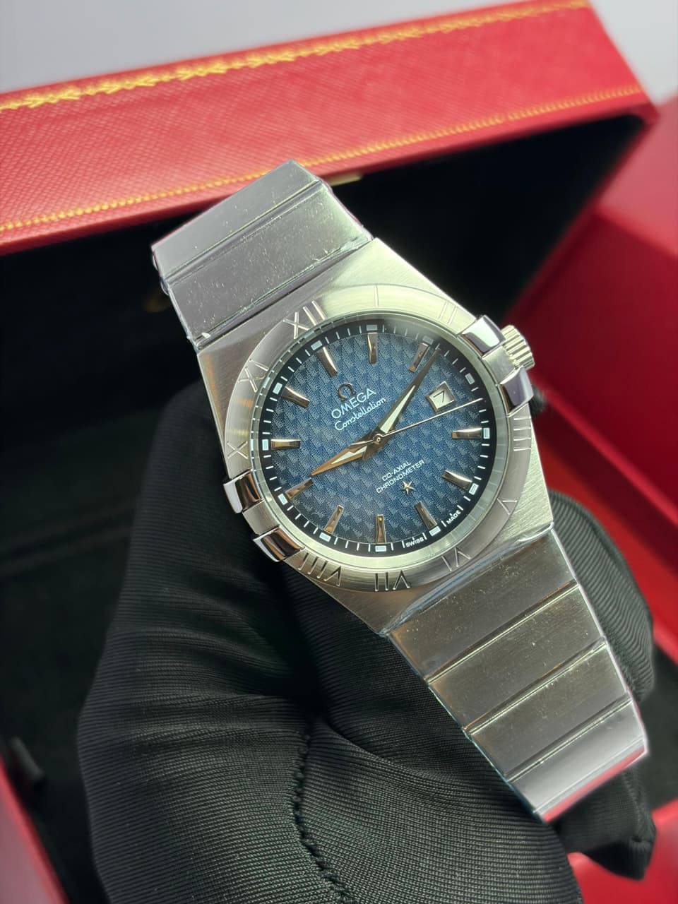 Omega watch for men
 good quality battery
220 dhs✅
 (size 40mm)

Zain59
♥️♥️♥️