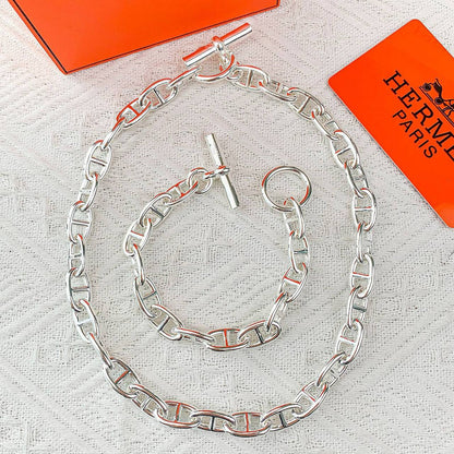 HERMES MASTER
SET 💫✨
NECKLACE BRACELET
925 SILVER🌟

340 dhs✅ WITH NORMAL BOX AND PAPER BAG🎁🛍️

360 dhs✅ WITH MASTER BOX AND PAPER BAG🎁🛍️

Zain89
♥️♥️♥️