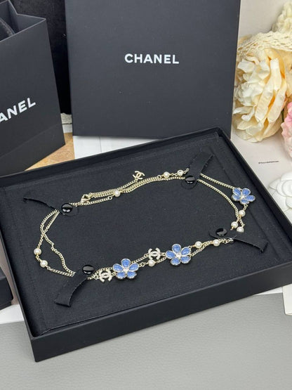 CHANEL 
MASTER💫✨
NECKLACE
 120 DHS✅
WITH BOX AND PAPER BAG🛍️🎁

Zain89
♥️♥️♥️