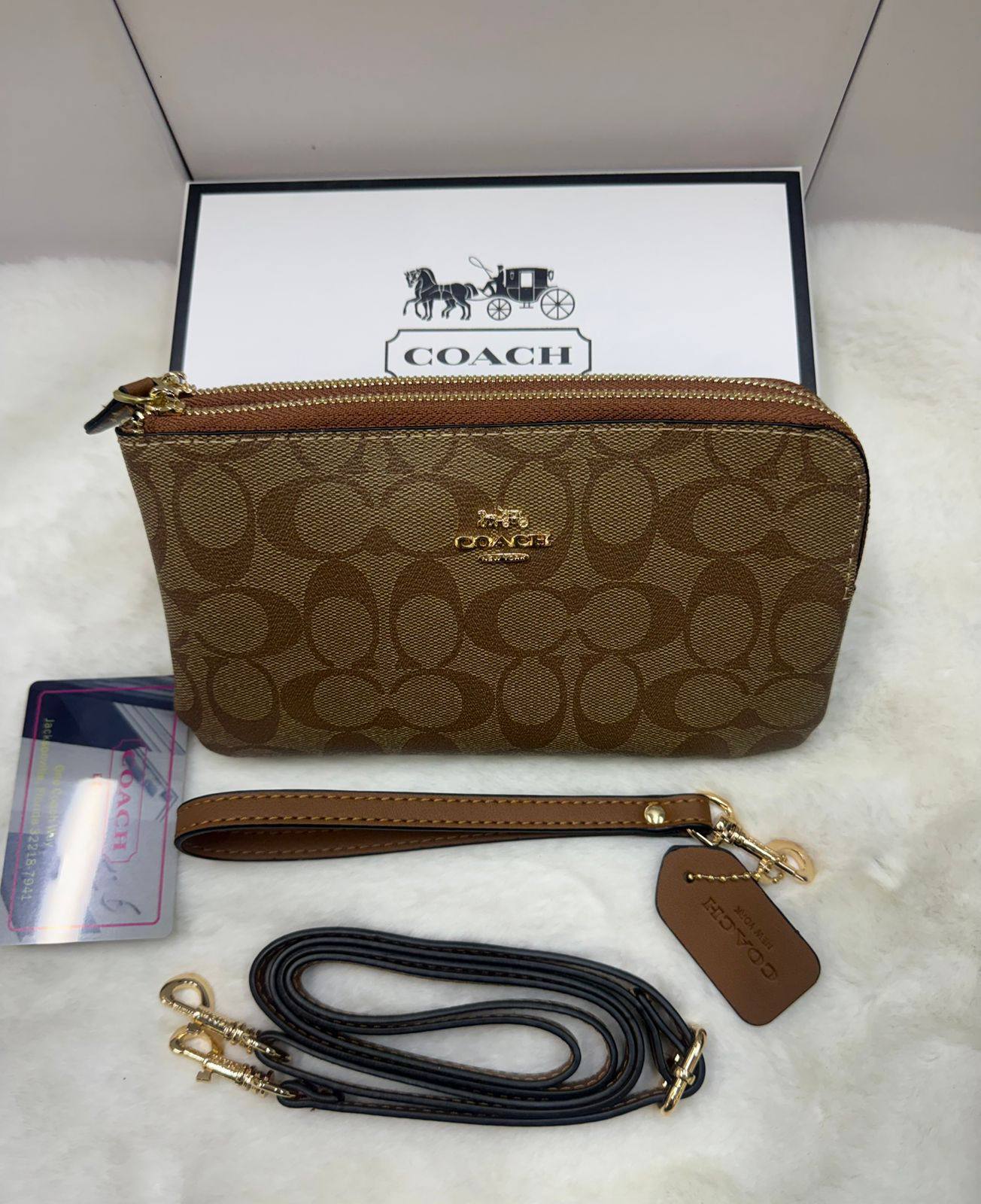 NEW COME

COACH BAG

WITH BOX 
🎁🎁🎁

45 DHS💓

Zain40
♥️♥️♥️
