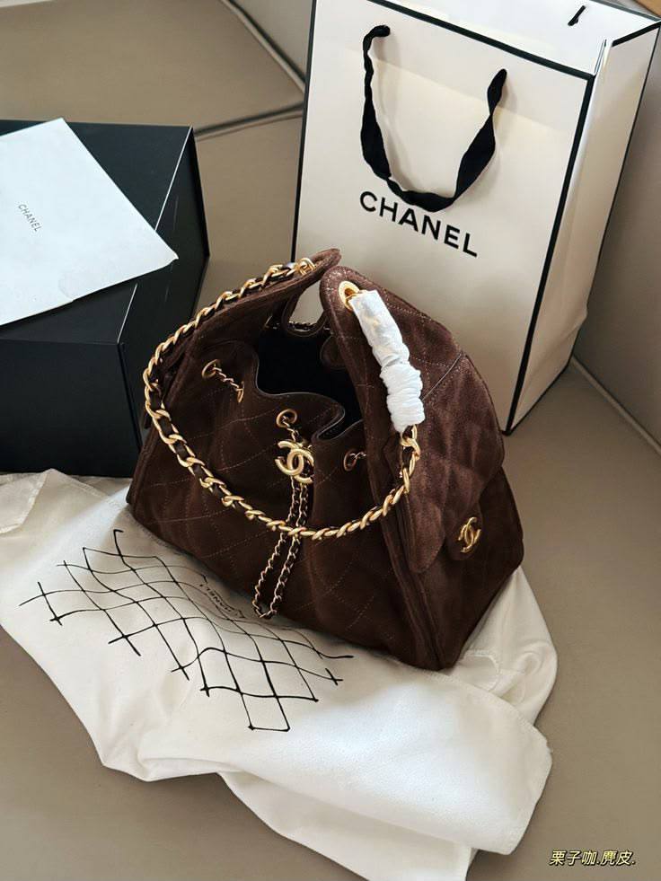 Chanel
Master🎁🎁
370 dhs✅
#25cm🥰🥰

Zain228
♥️♥️♥️